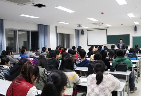 光大银行杭州分行营业部主任沈晓峰来我院讲座