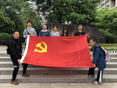 EEC504464F5C621F3F669E3D5D7CFB1A EEC504464F5C621F3F669E3D5D7CFB1A