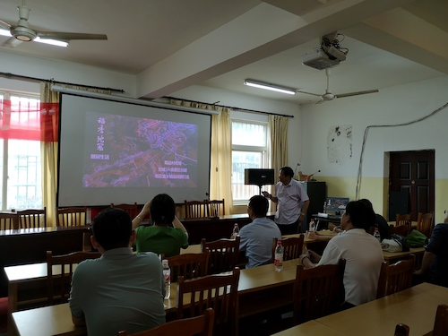 经管学院教授专家走进桐庐服务乡村振兴1 经管学院教授专家走进桐庐服务乡村振兴1