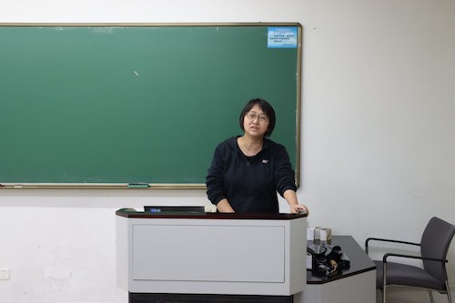 周老师在现场分享经验